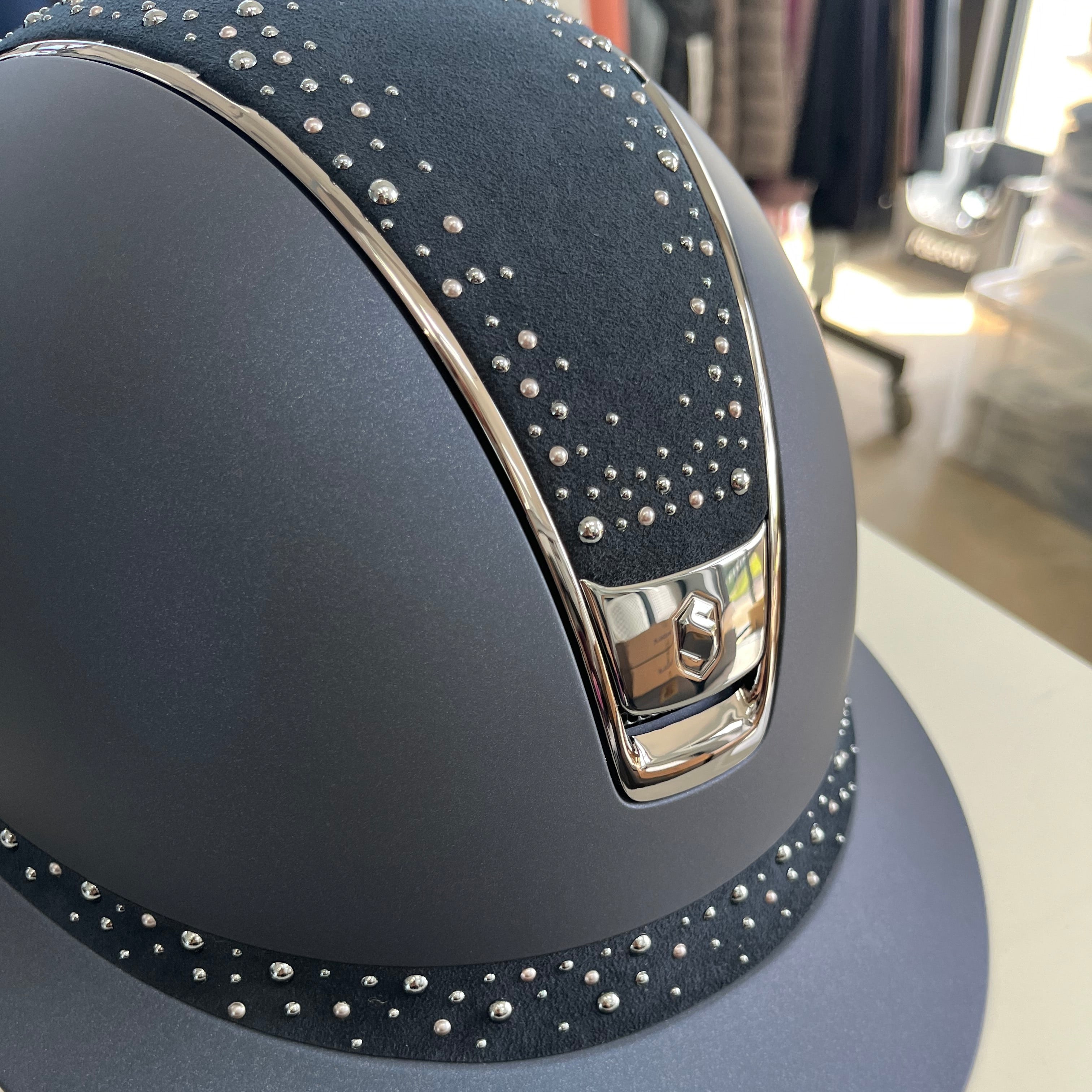 Samshield MissShield 2.0 Blue with night pearl top and frontal band M- in stock and ready to ship!