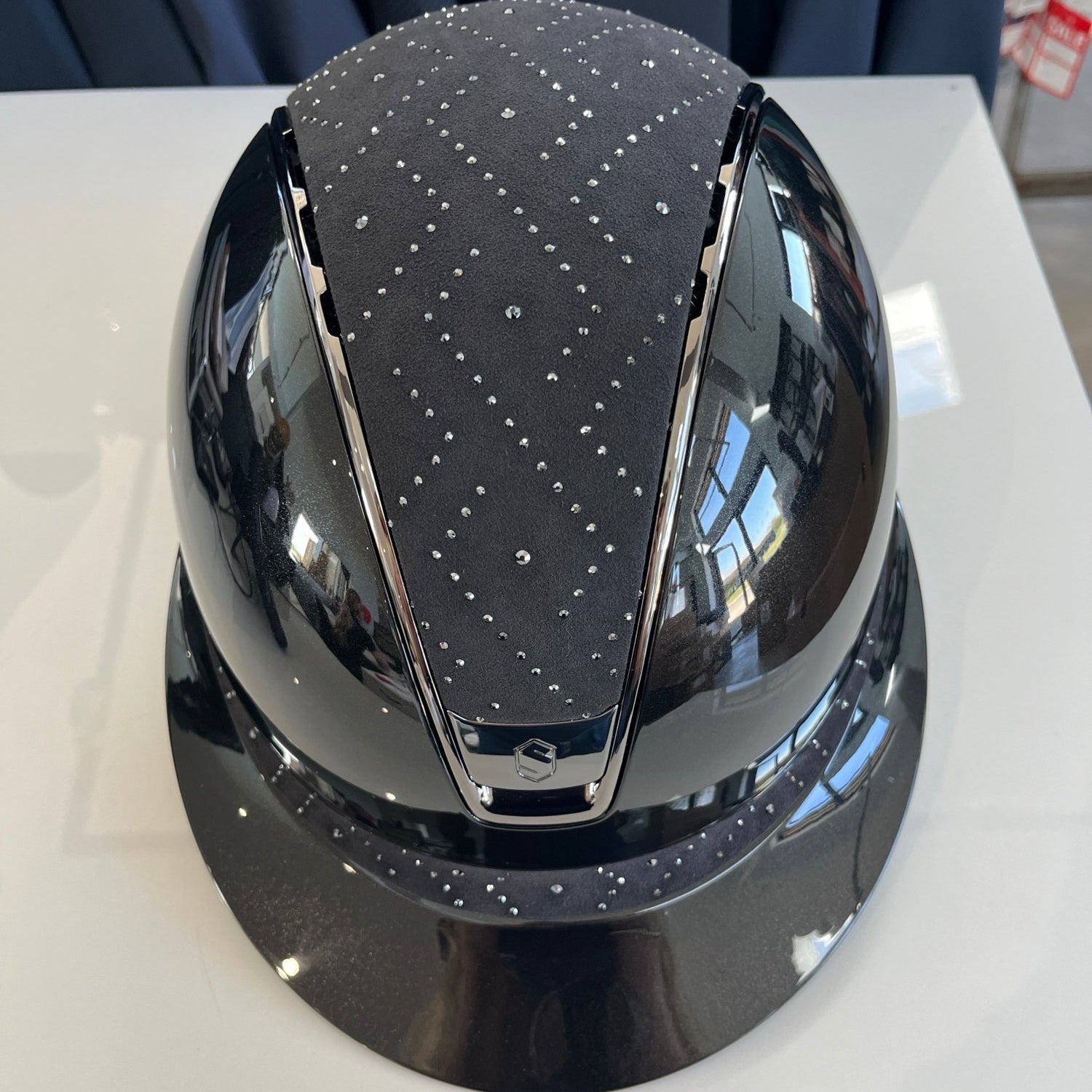 Samshield MissShield 2.0 Black glossy with aztec swarovski top and frontal band M- in stock and ready to ship!