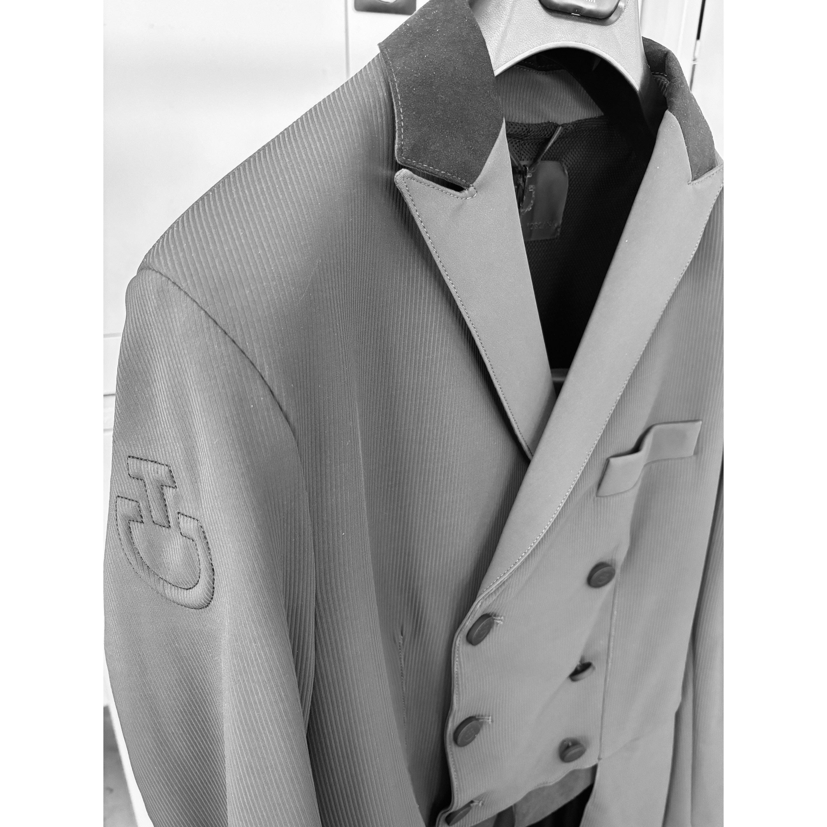 Cavalleria Toscana Mens Pinstripe Tailcoat