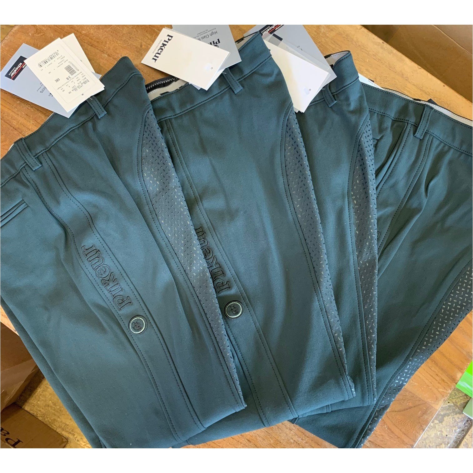 Pikeur Dark Green Lucinda Grip 140006 - In stock