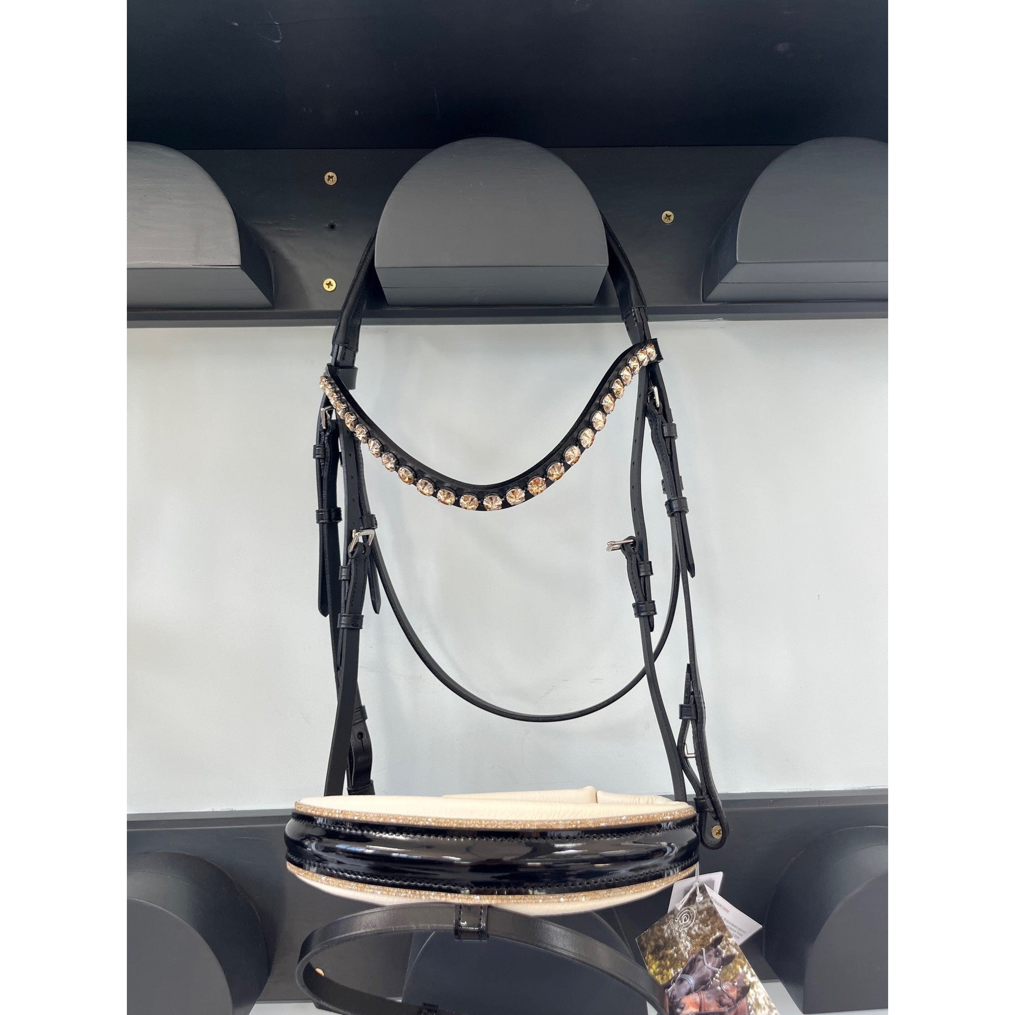 Otto Schumacher Tokyo Snaffle Bridle No 3 - Ready to Wear - Full Size