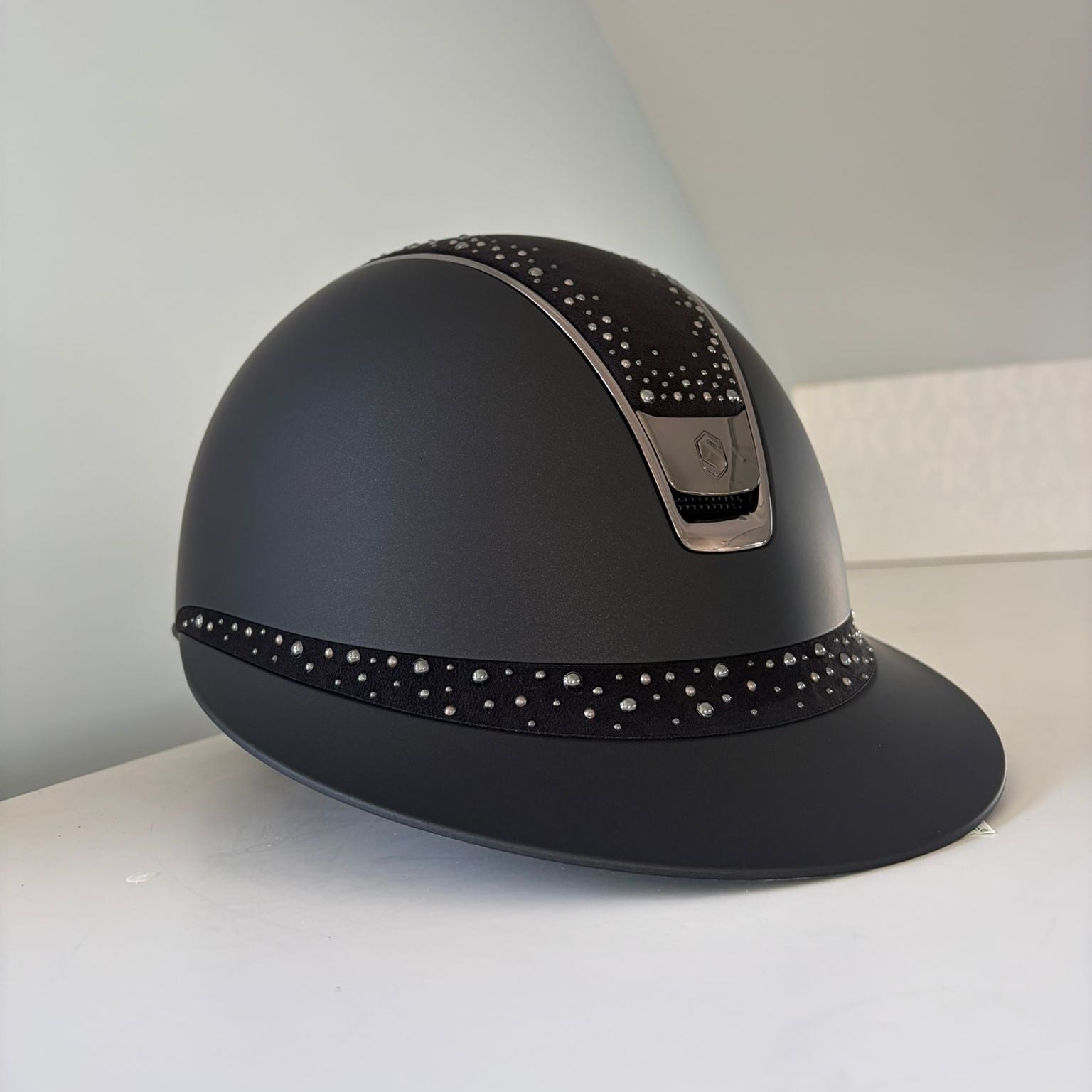 Samshield Miss Shield 2.0 Shadowmatt Black with Night Pearl Top and Frontal Band M - S314