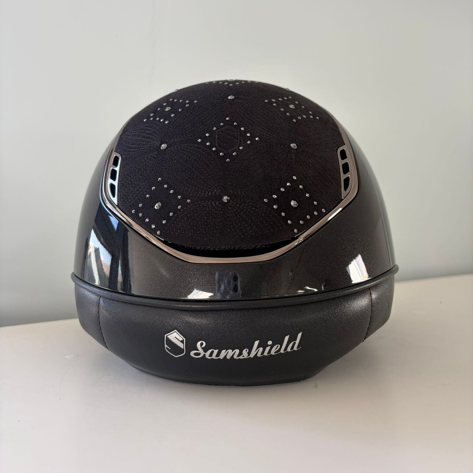 Samshield Miss Shield 2.0 Glossy Black with Celestial Crystal Top and Frontal Band M - S321