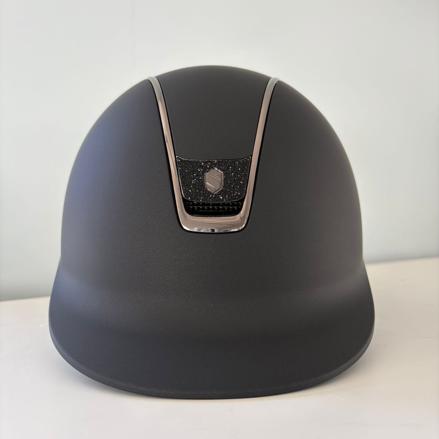Samshield 2.0 Shadowmatt Black with Crystal Fabric Badge M - S325