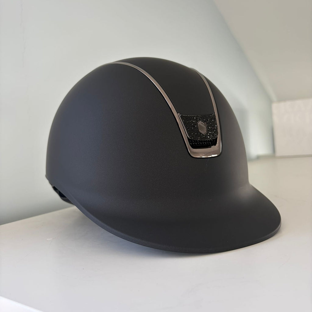 Samshield 2.0 Shadowmatt Black with Crystal Fabric Badge M - S325