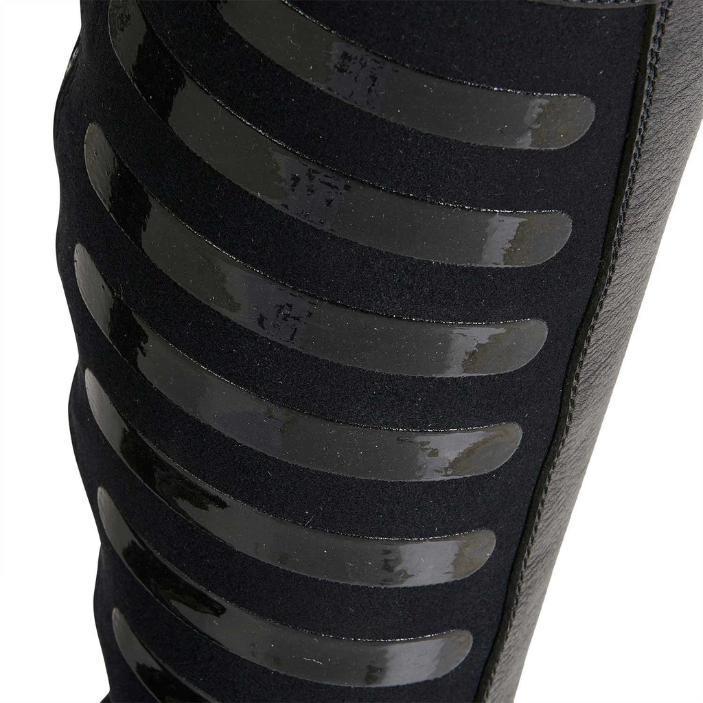 Unisex gaiters with silicone inserts