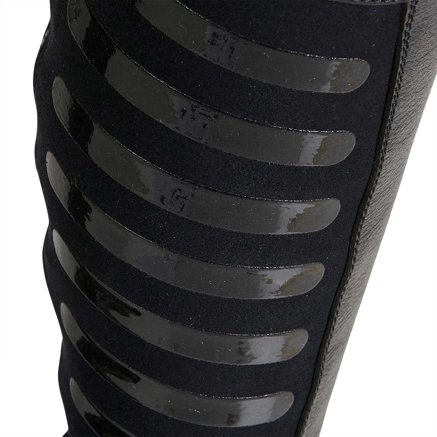 Unisex gaiters with silicone inserts