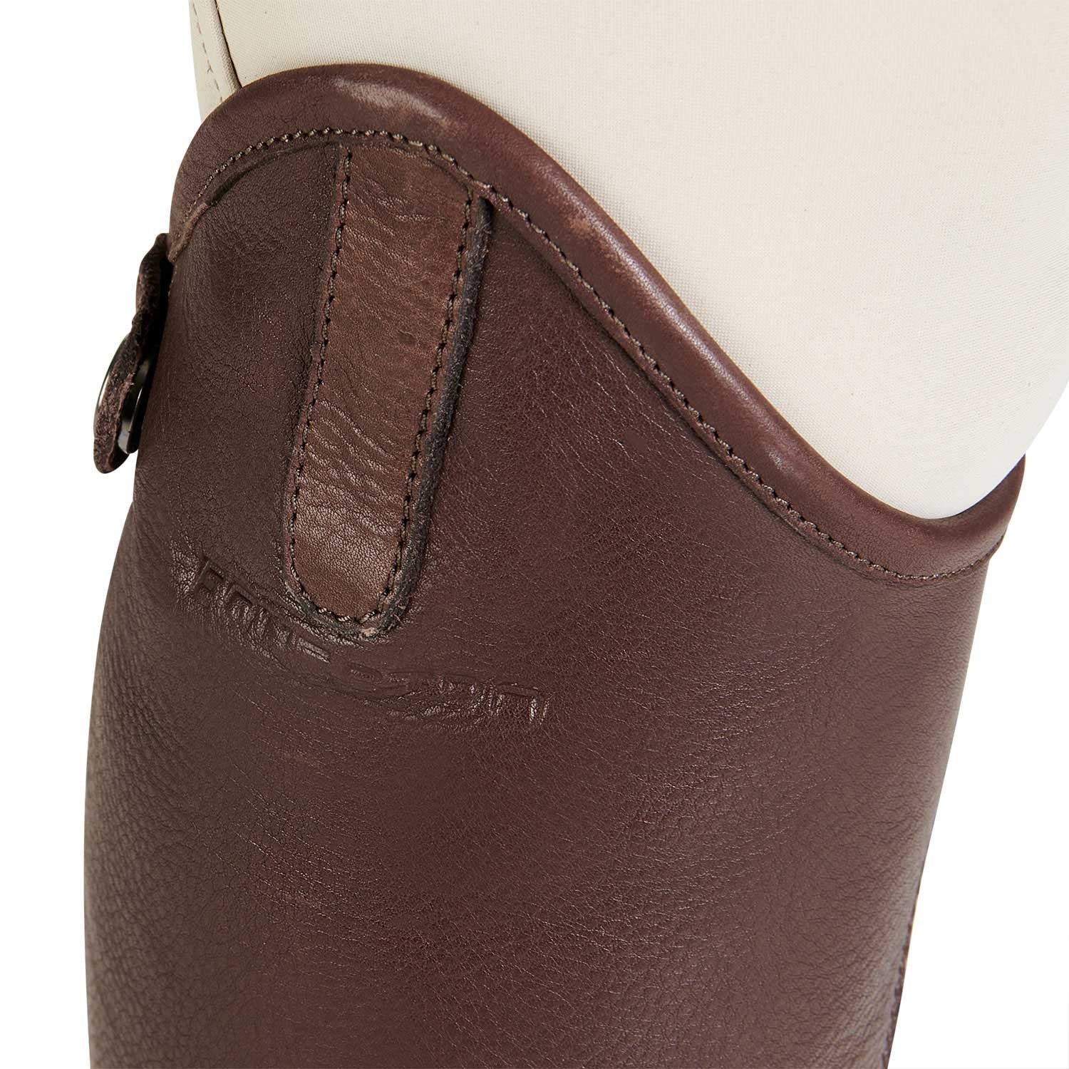 Unisex gaiters with silicone inserts