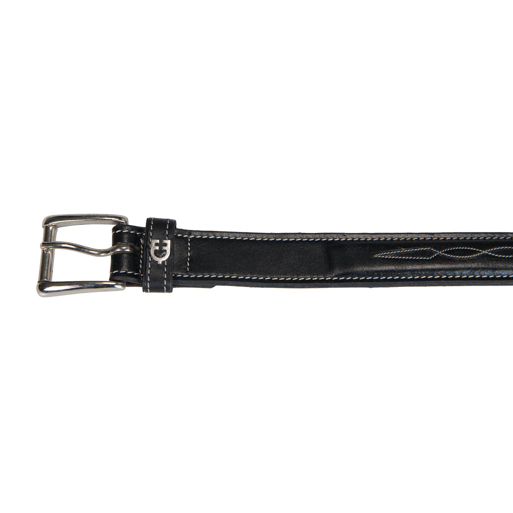 Leather belt with handcrafted embroidery
