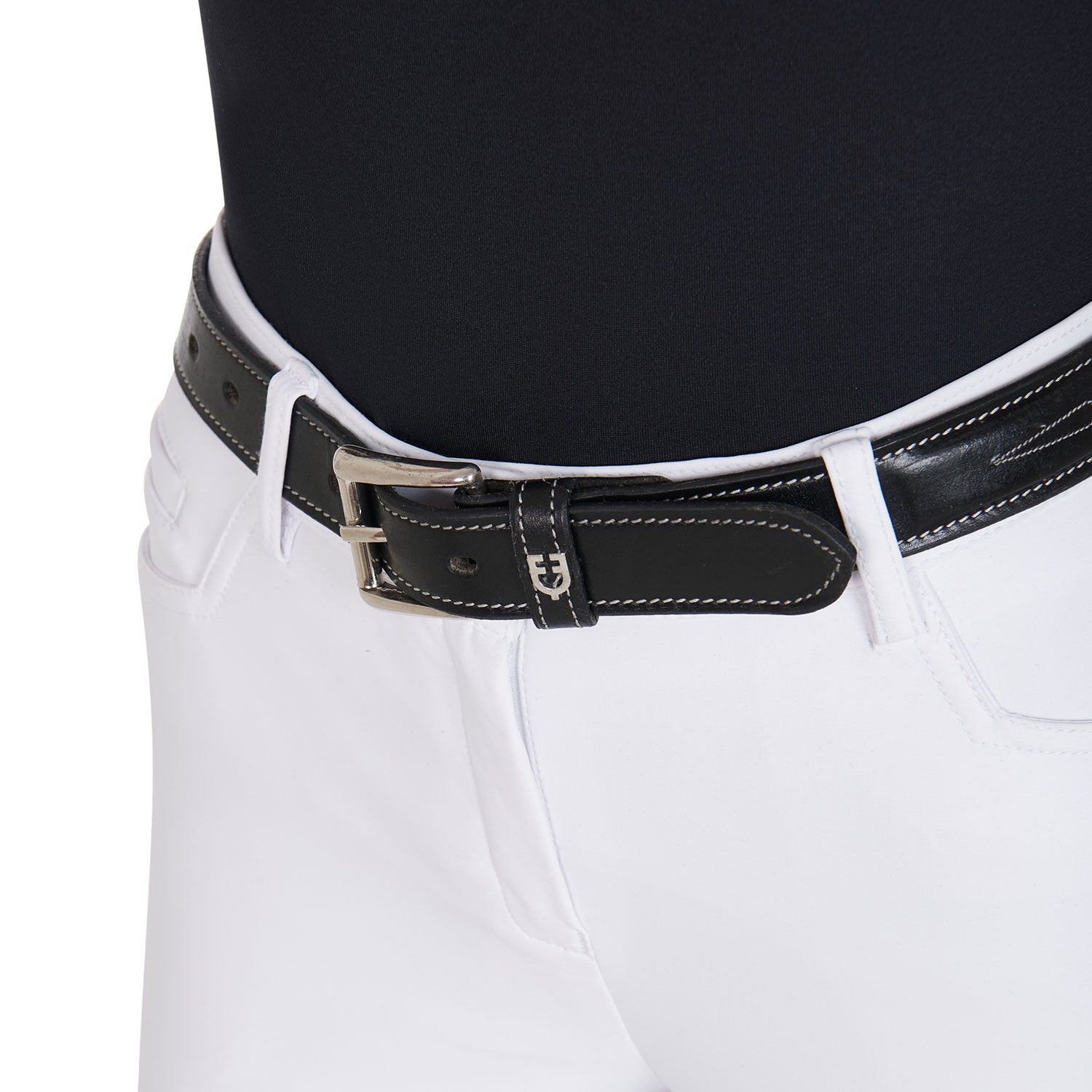 Leather belt with handcrafted embroidery