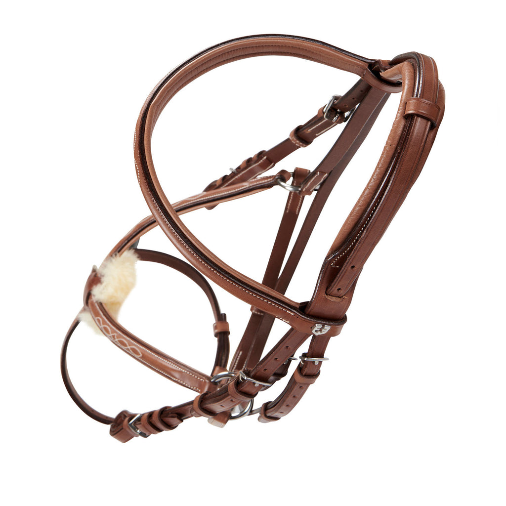 Bridle with mexican noseband and synthetic sheepskin