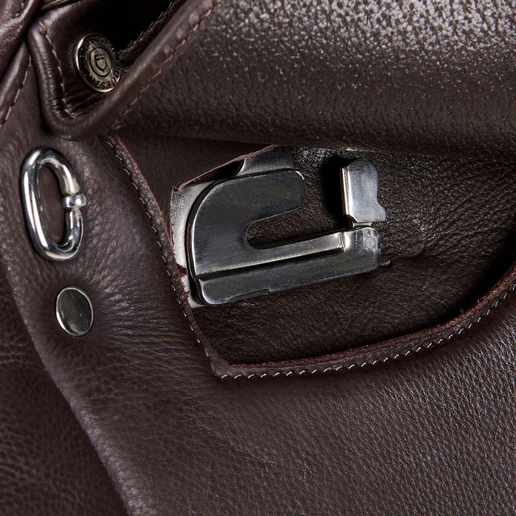 Jumping saddle double leather