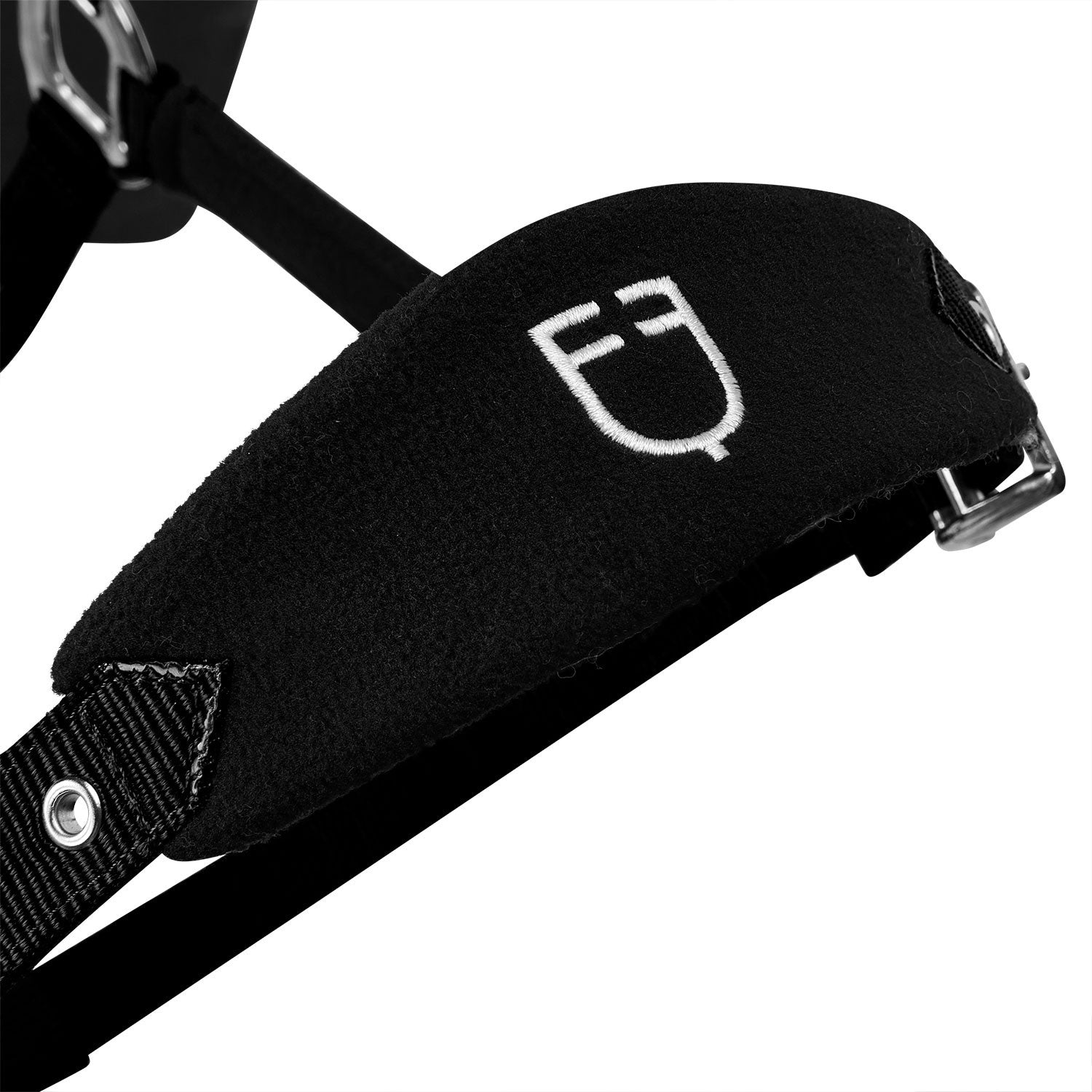 Halter with double adjustment and lead rope
