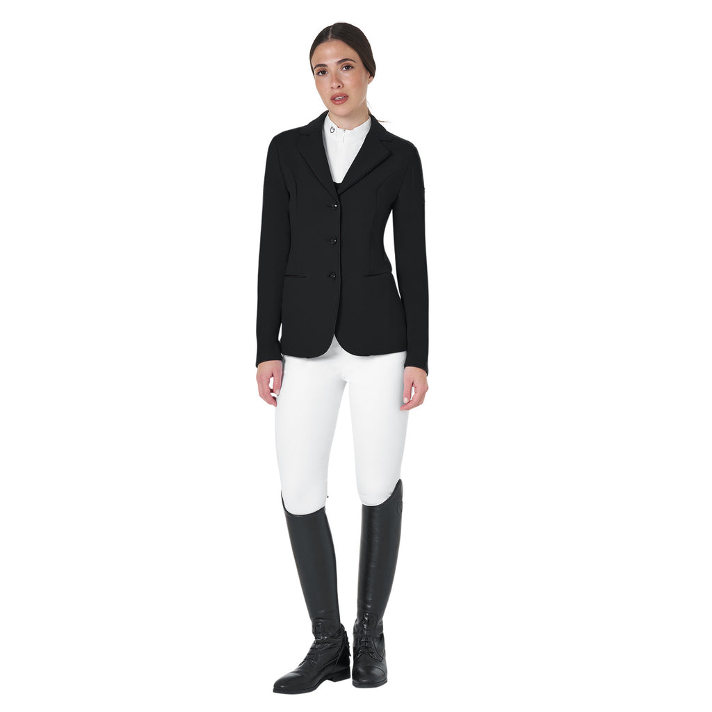 Women's three-button competition jacket