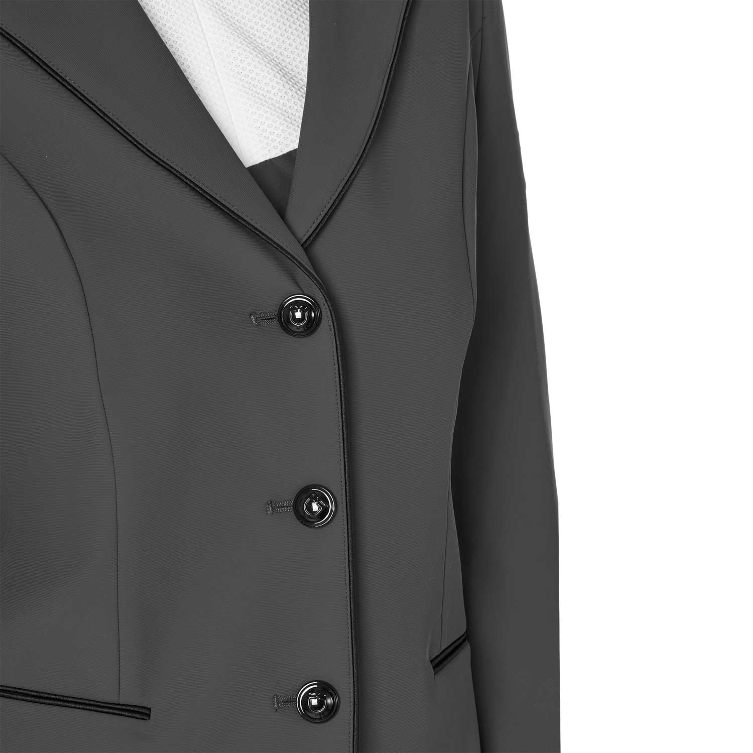 Women's three-button competition jacket
