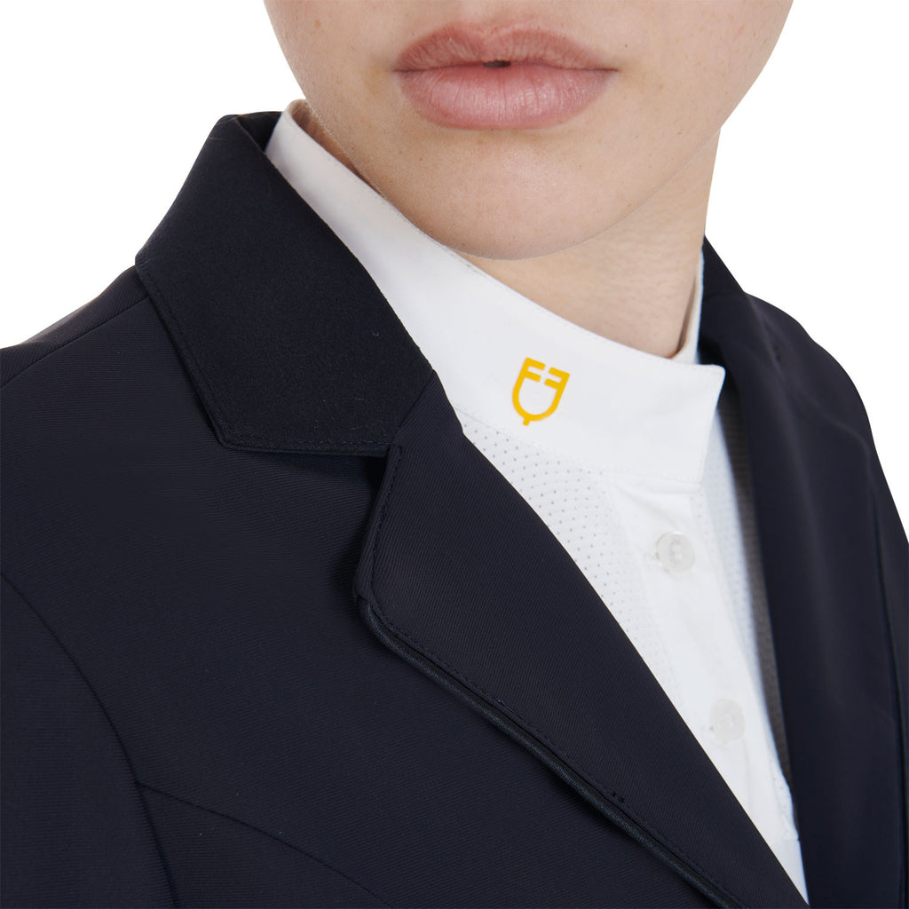 Women's three-button competition jacket