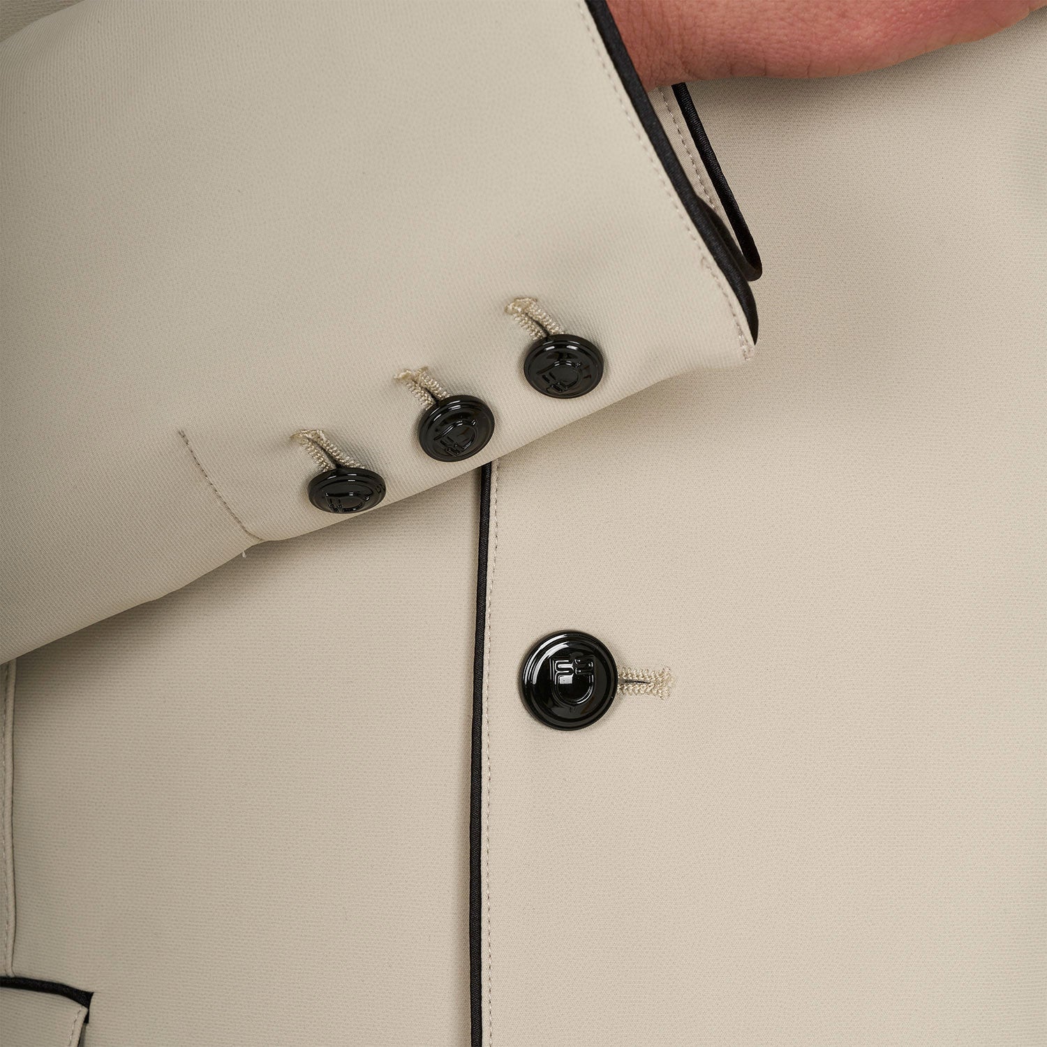 Men's competition jacket with three buttons