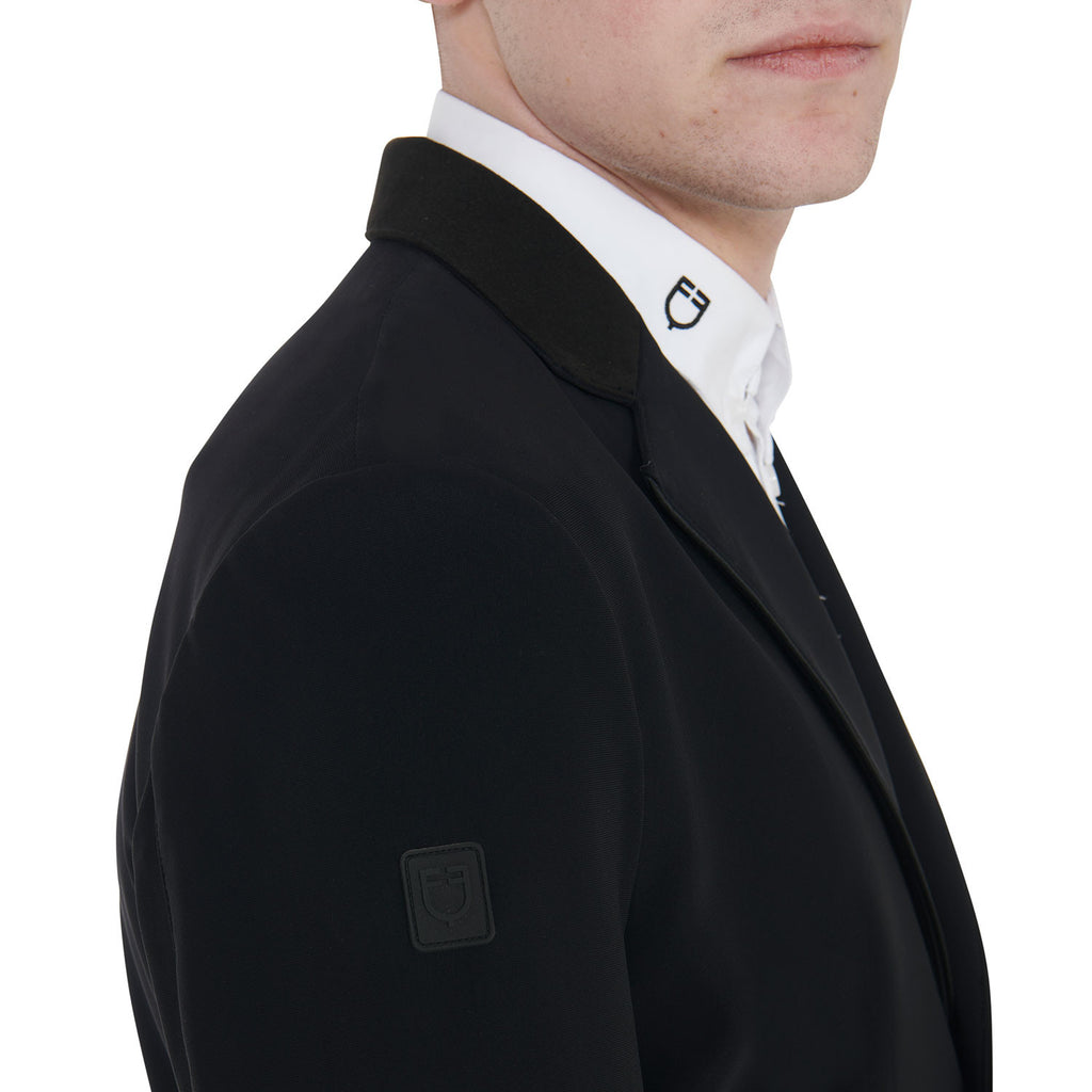 Men's competition jacket with three buttons