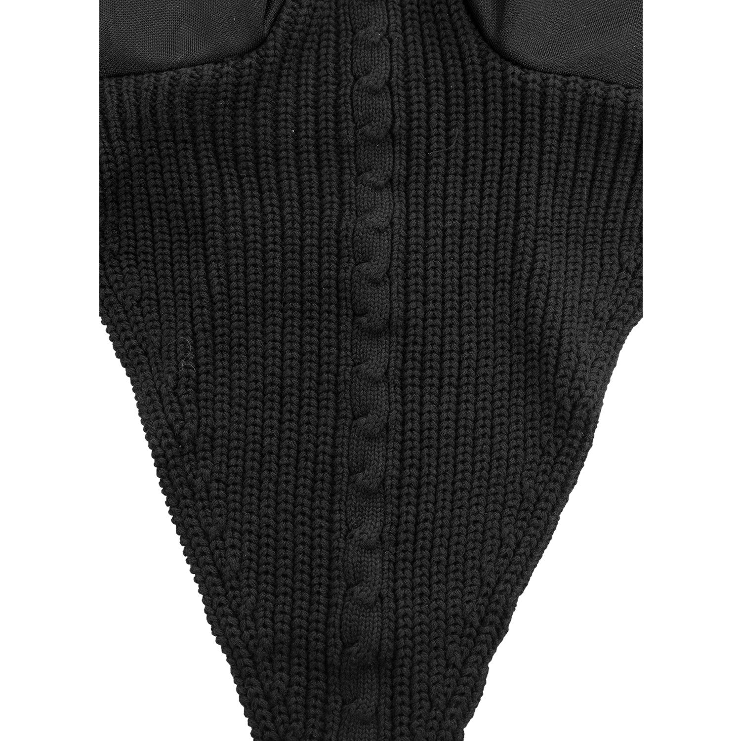 Meshing fly veil with drawstring at the noseband