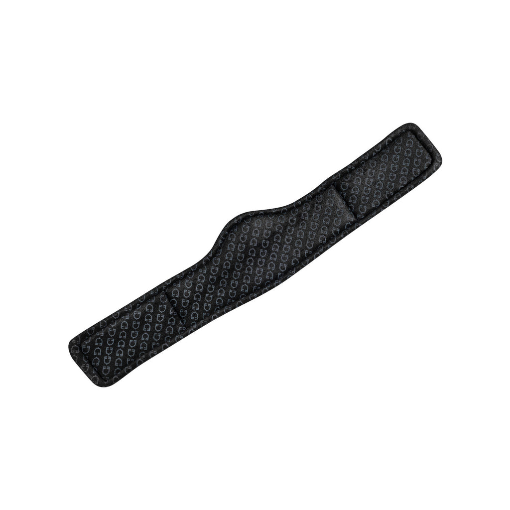 Shaped dressage girth