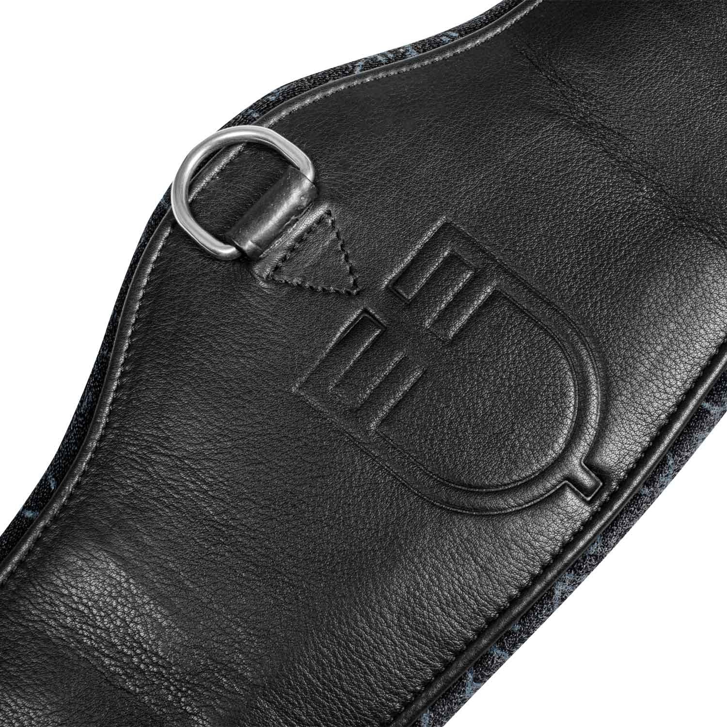 Shaped dressage girth
