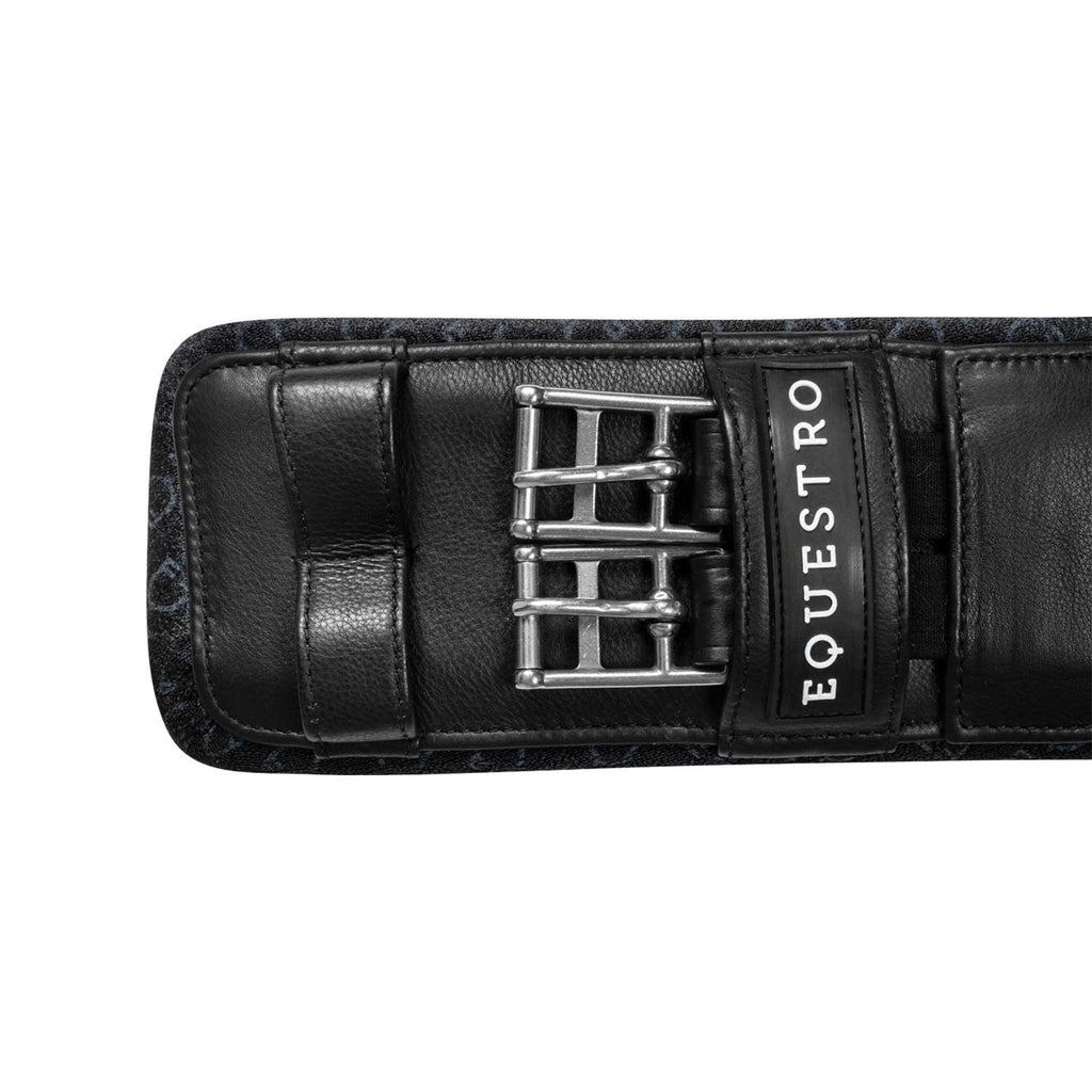 Shaped dressage girth