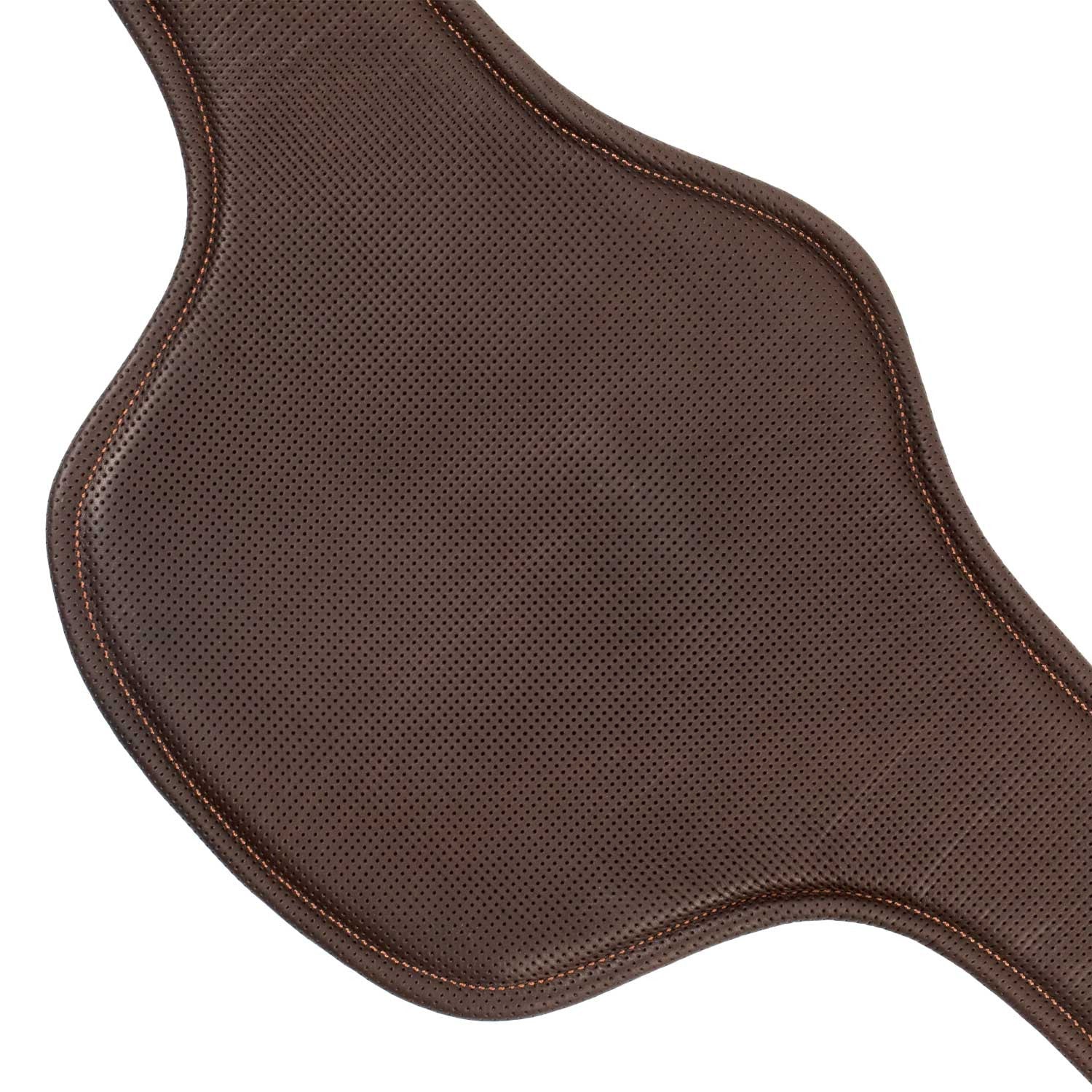 Jumping stud guard girth