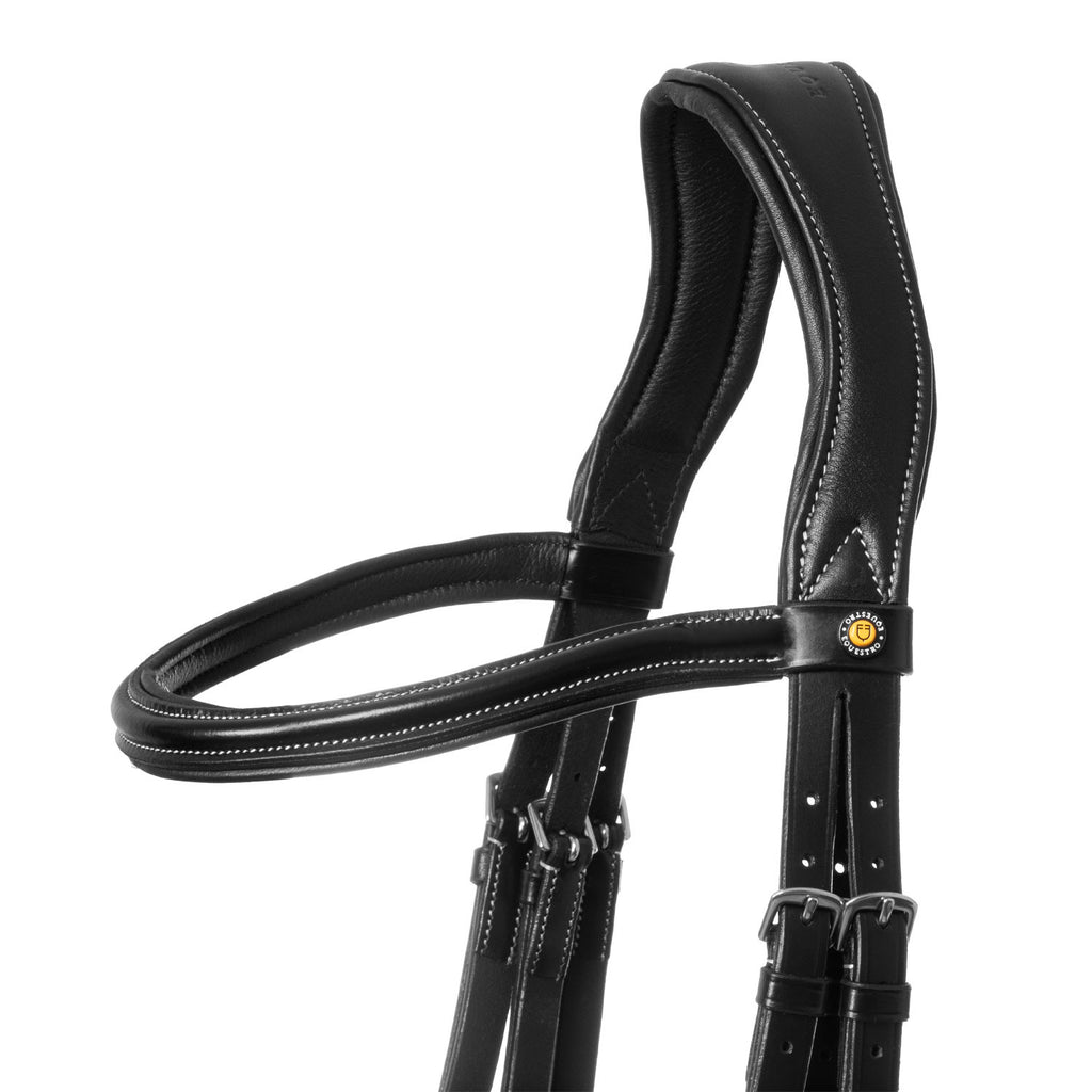 Anatomical bridle contrast stitching