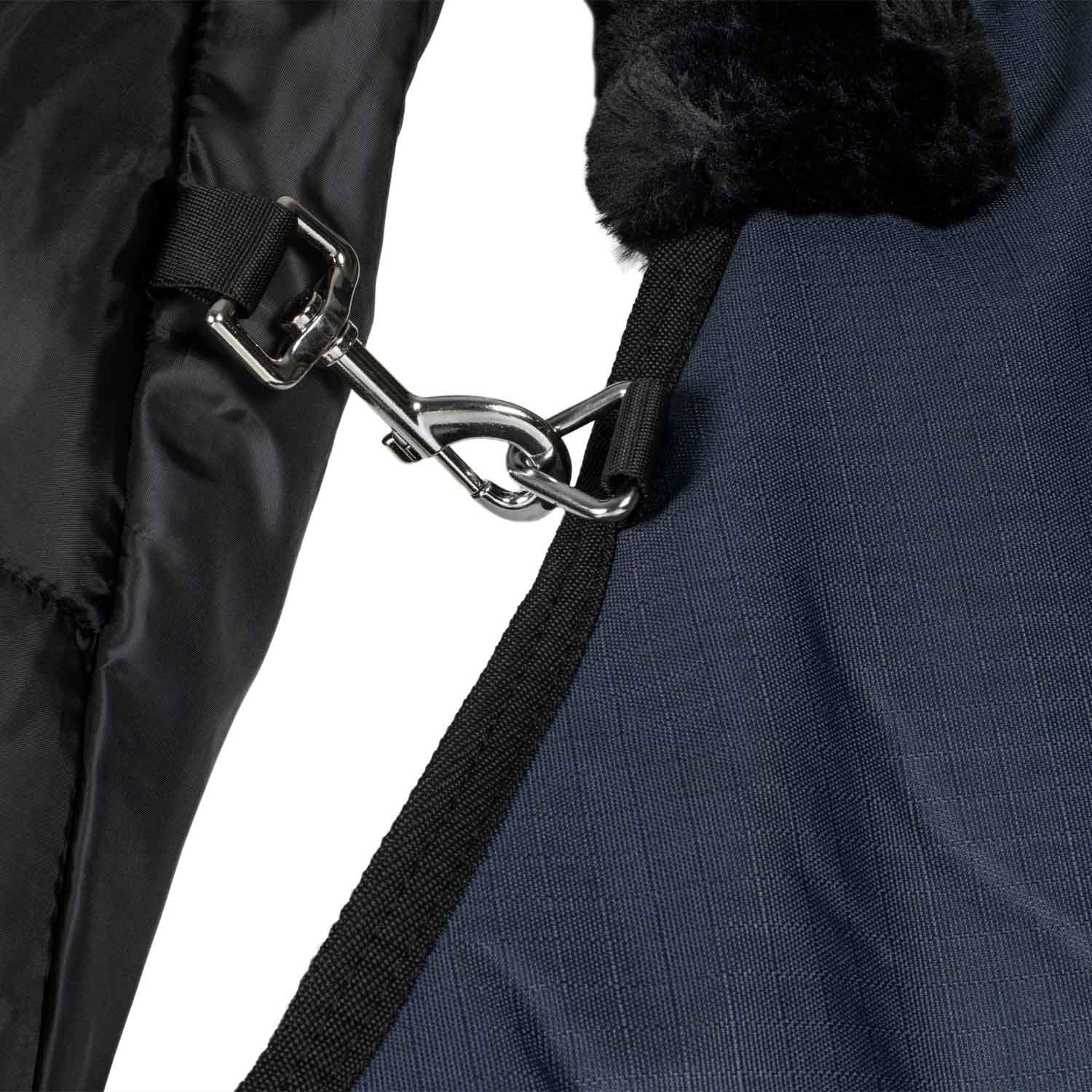 Paddock neck cover in rip-stop fabric
