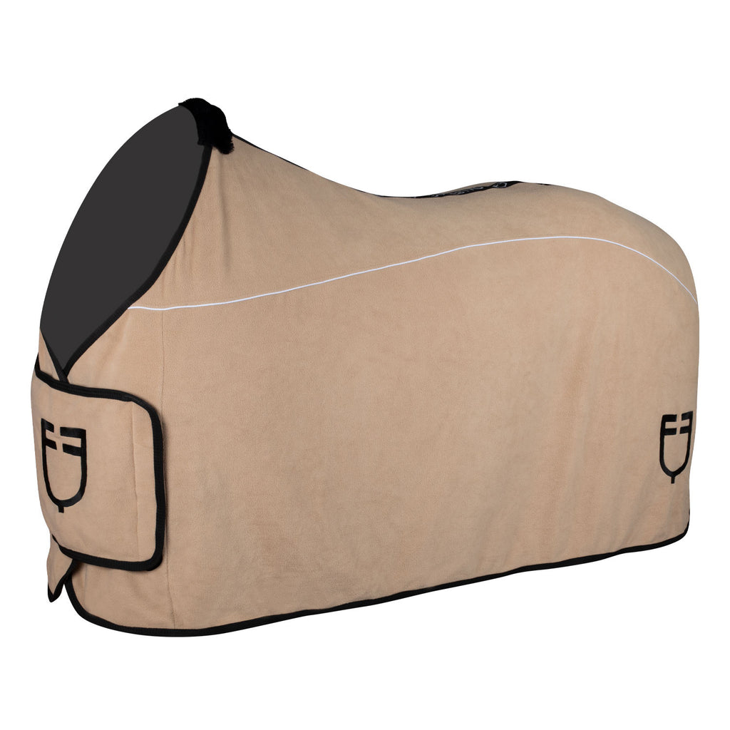 Fleece rug with flap front closure
