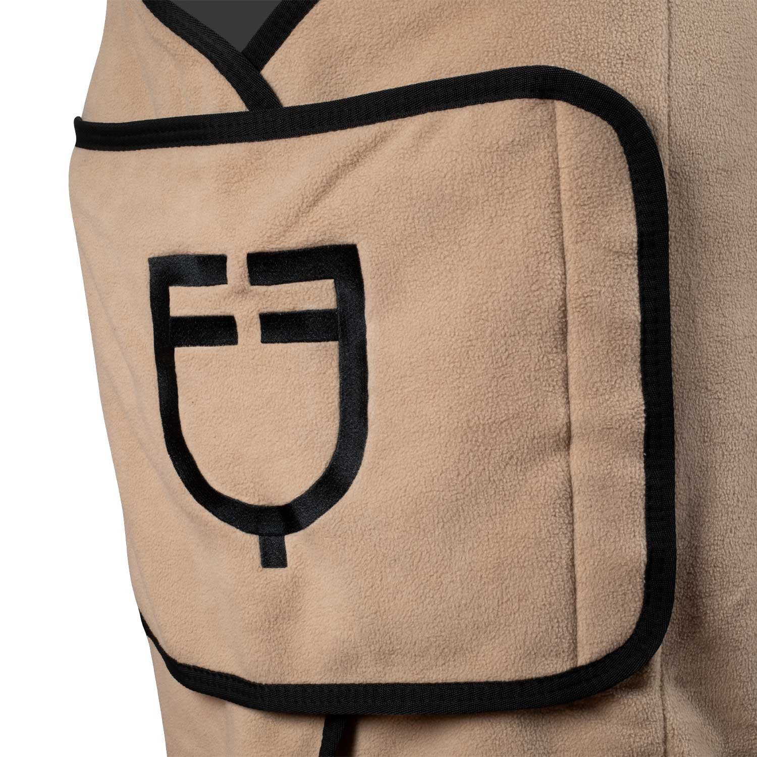 Fleece rug with flap front closure