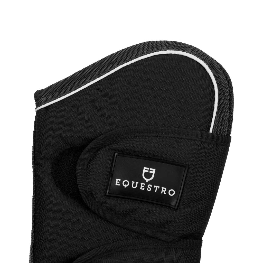 Travelling boots set and tail guard with rubber patch