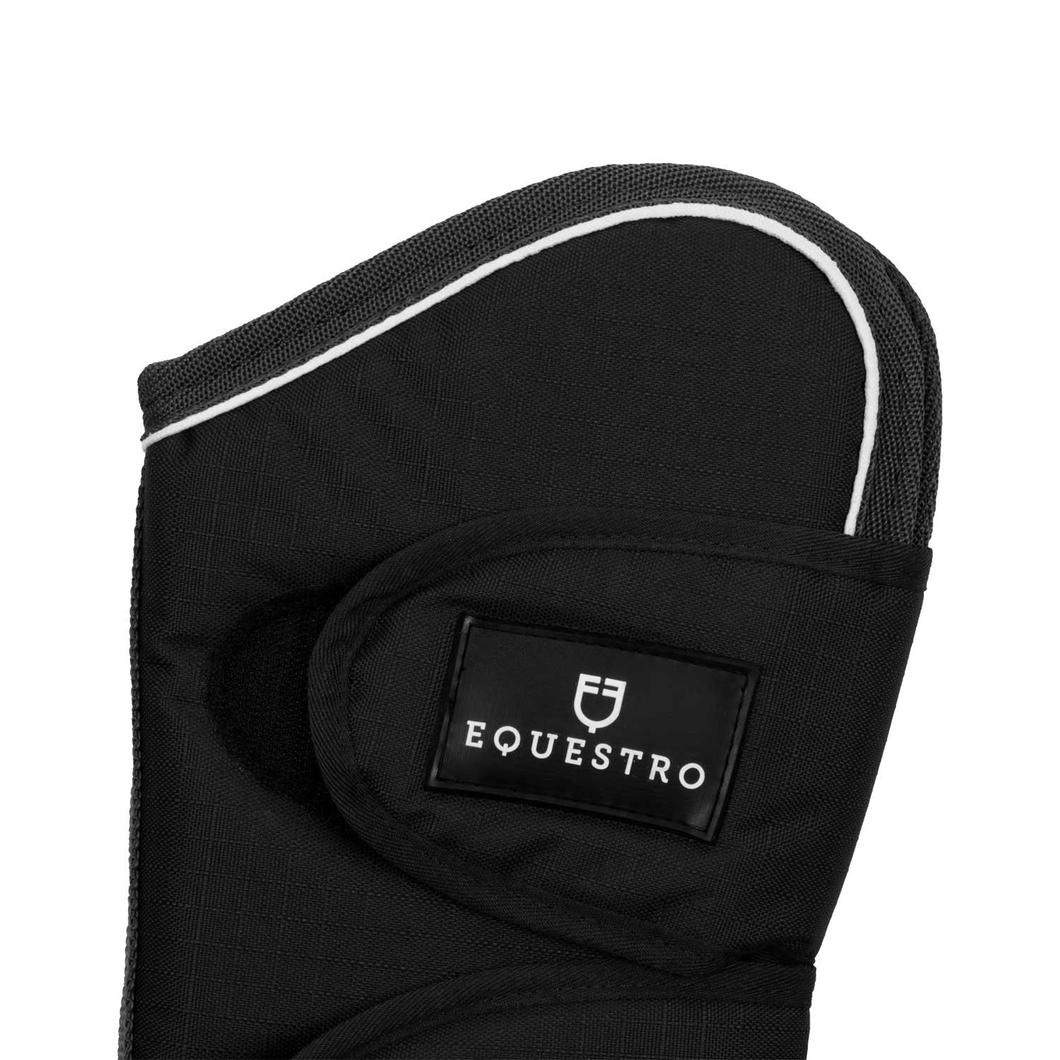 Travelling boots set and tail guard with rubber patch