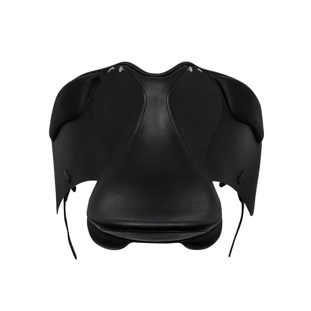 Dressage saddle with long blocks