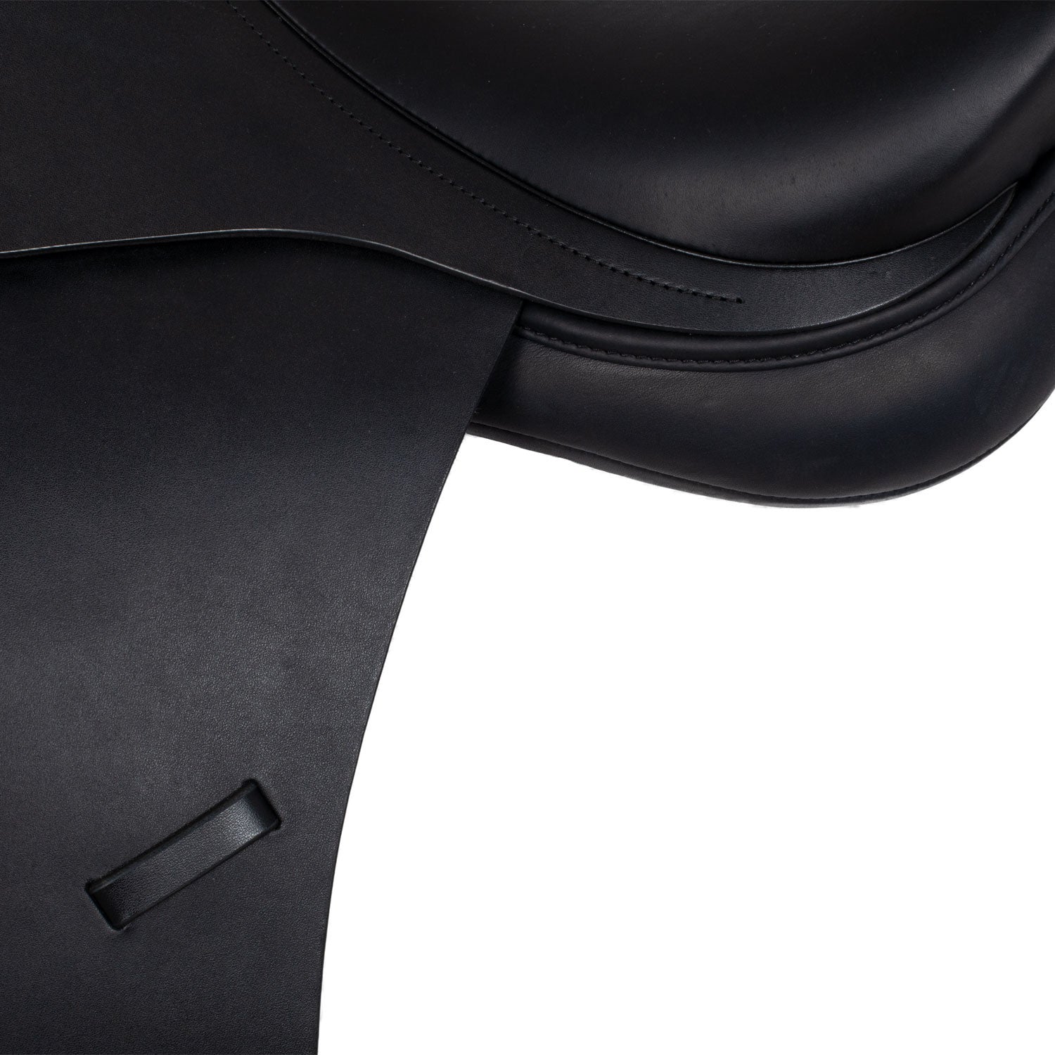 Dressage saddle with long blocks