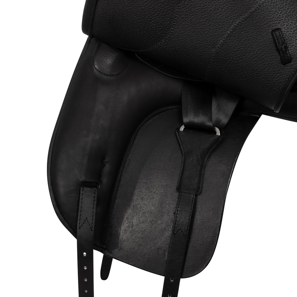 Doubled leather dressage saddle