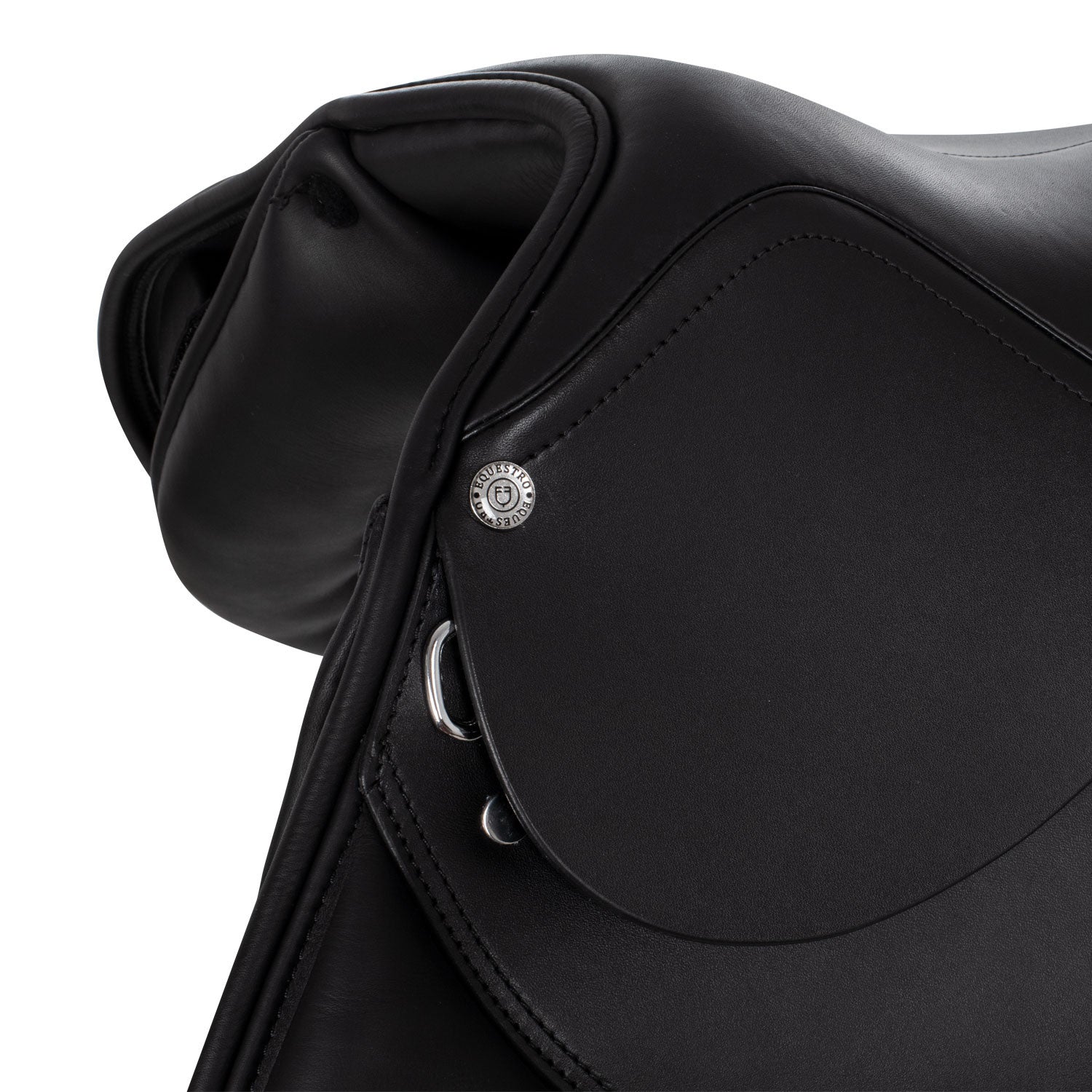 Leather eventing saddle