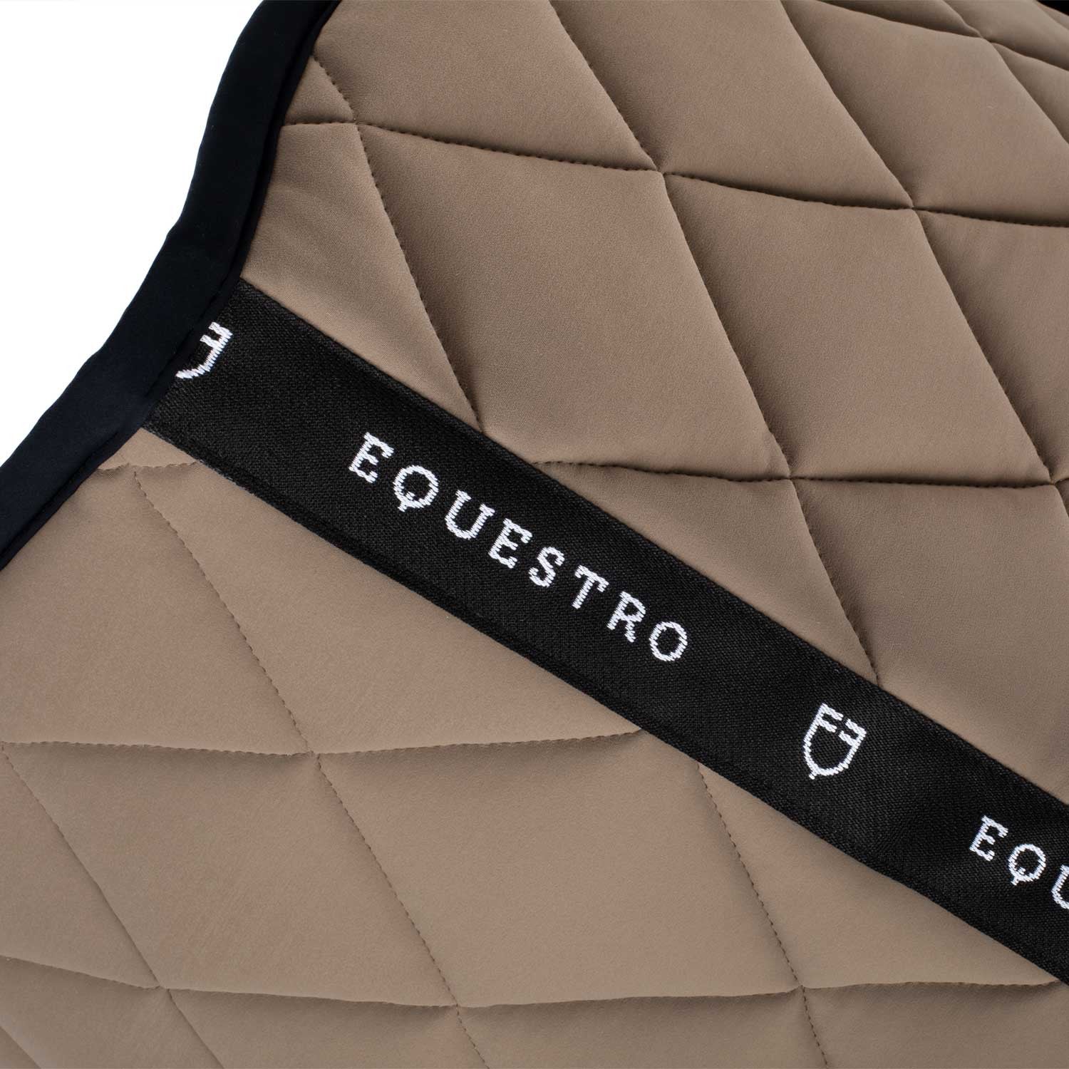 Jumping saddle pad with embroidered logo black line edition