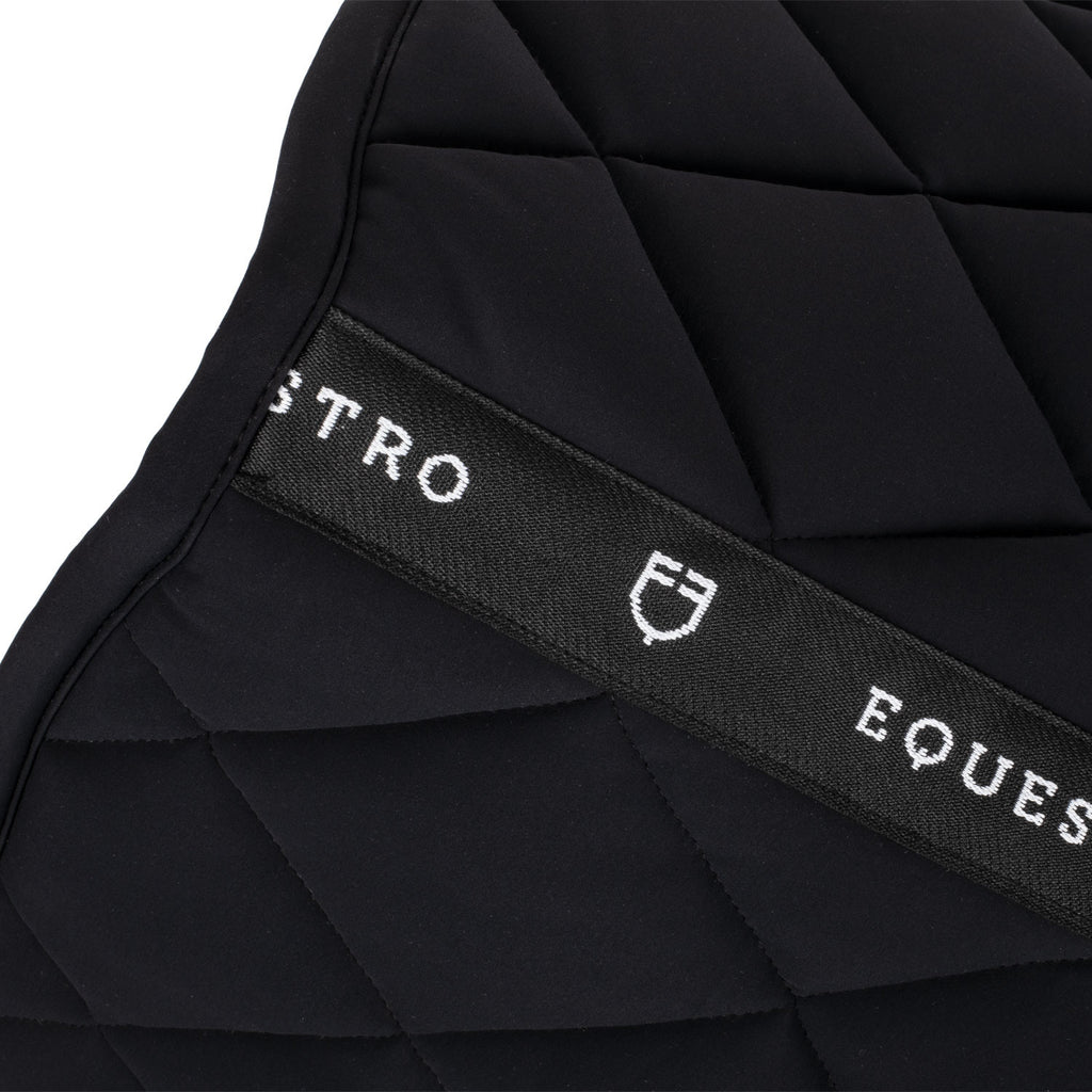 Dressage saddle pad in technical fabric