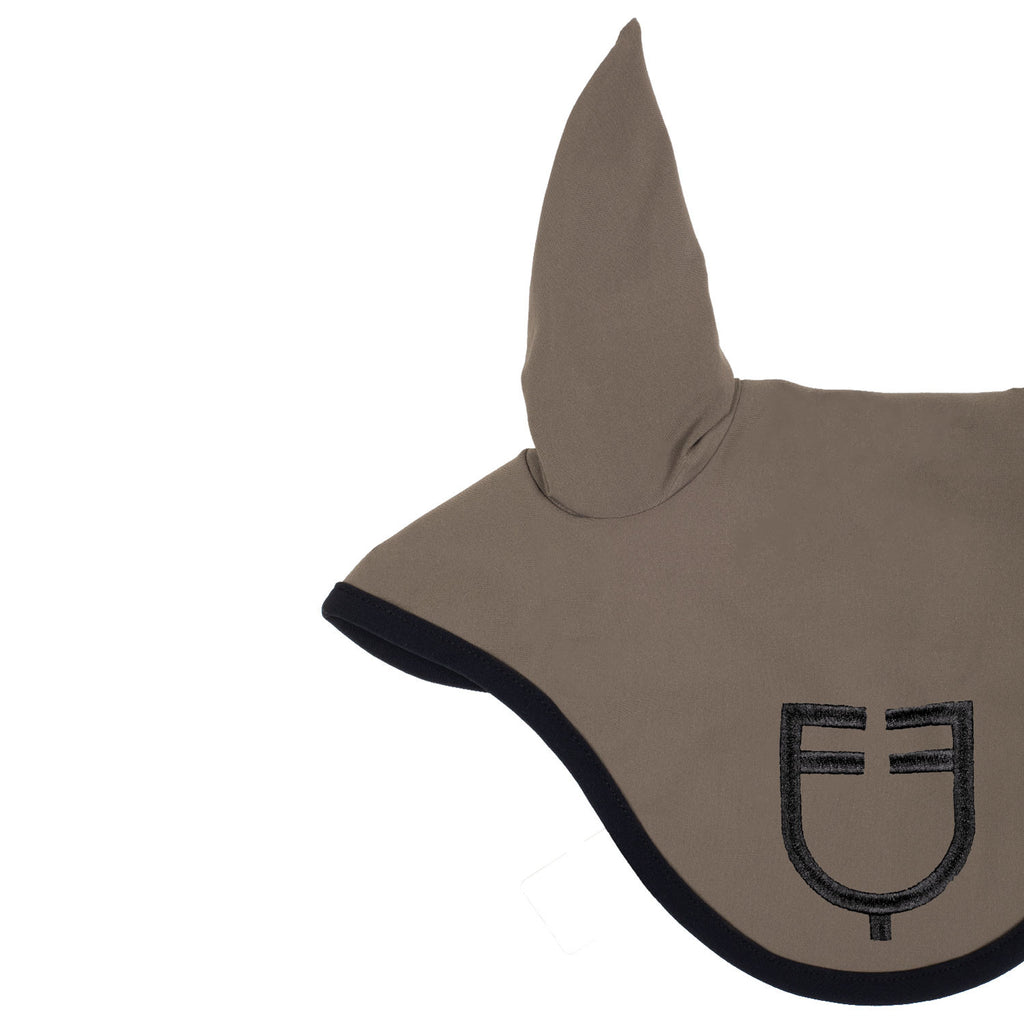 Black line edition fly veil in stretch material