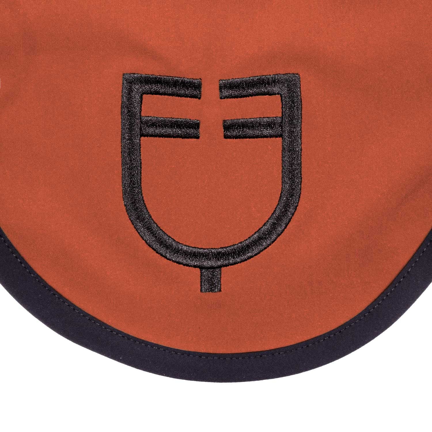 Black line edition fly veil in stretch material