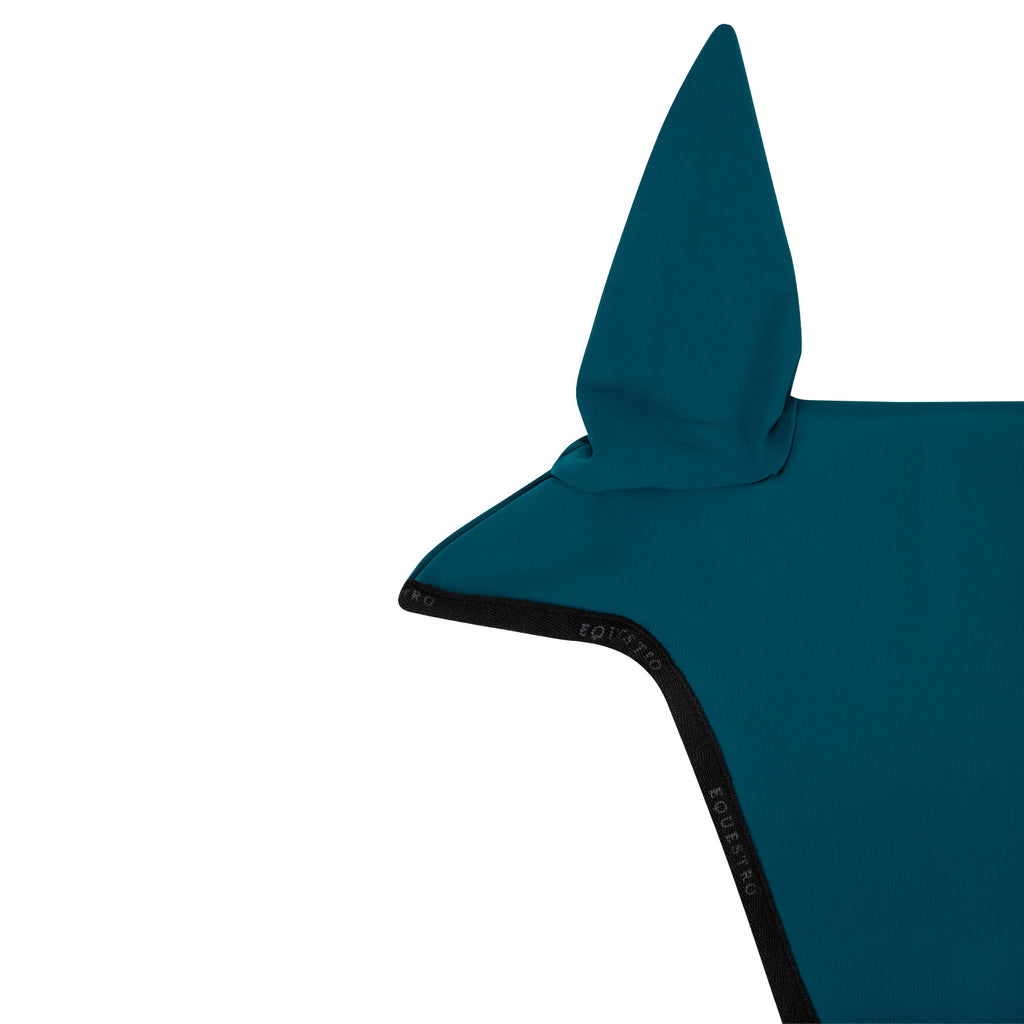 Fly veil in technical fabric with noseband attachment