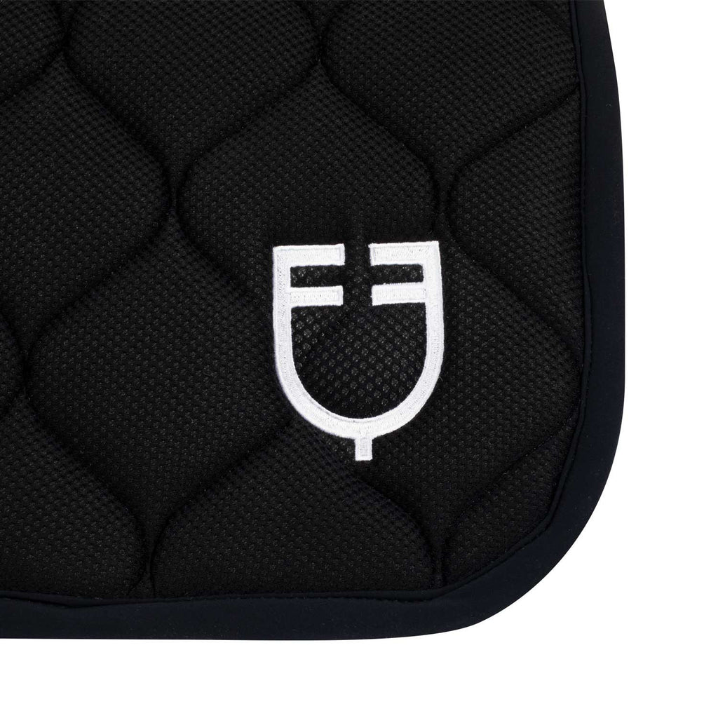 Logo mesh fabric jump saddle pad