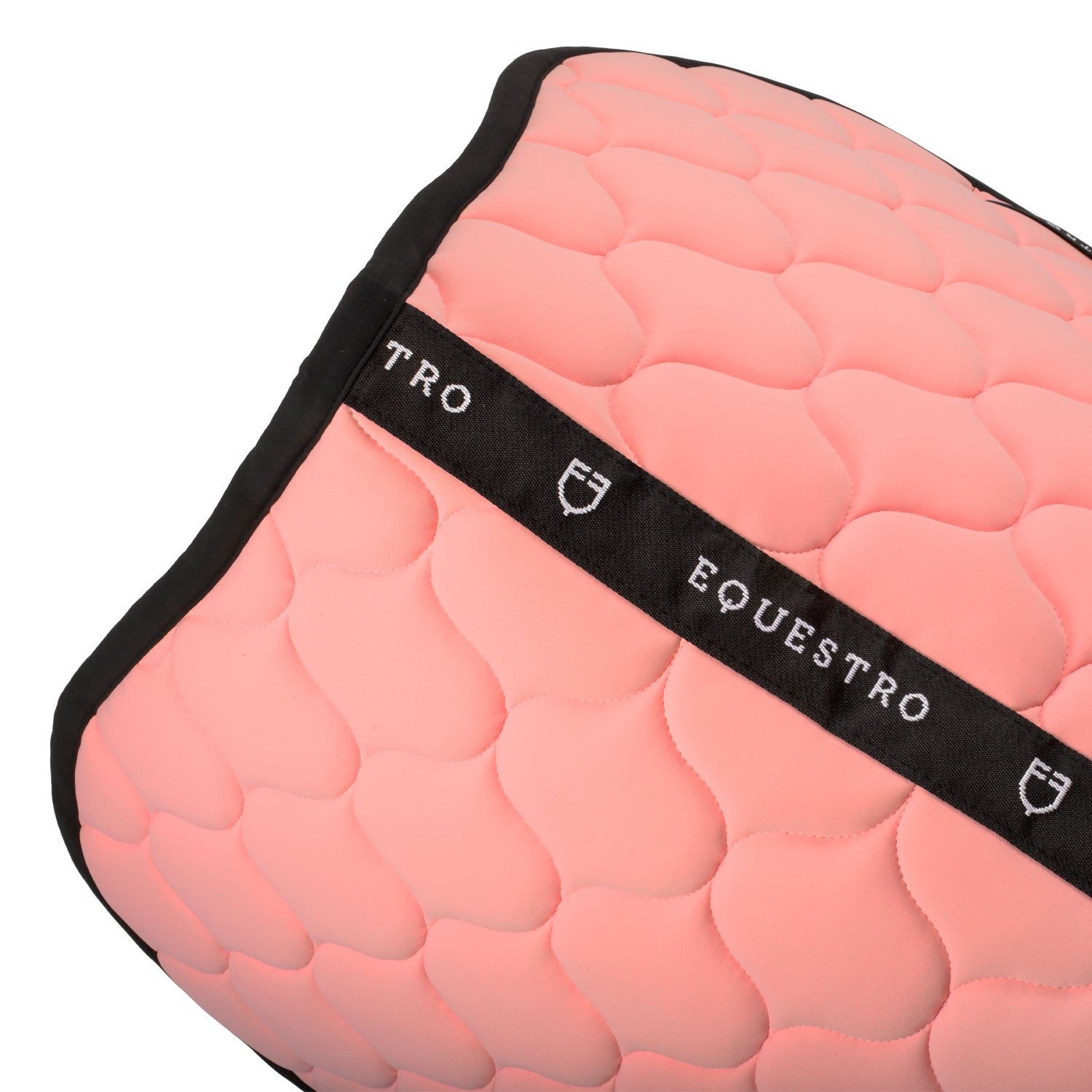 Jumping saddle pad with onion quilting