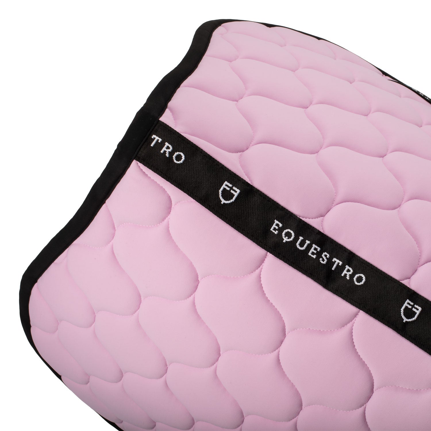 Jumping saddle pad with onion quilting