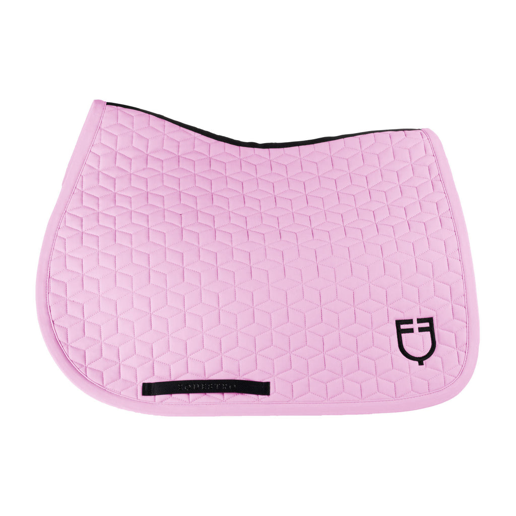 Jumping saddle pad cube quilting