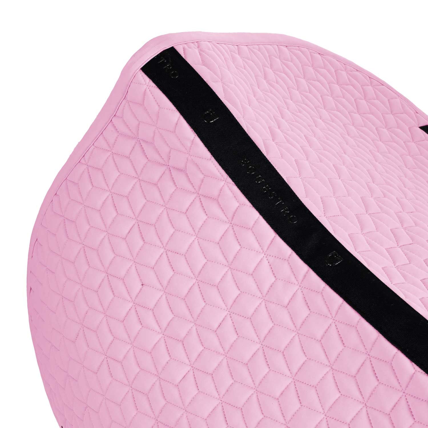 Jumping saddle pad cube quilting