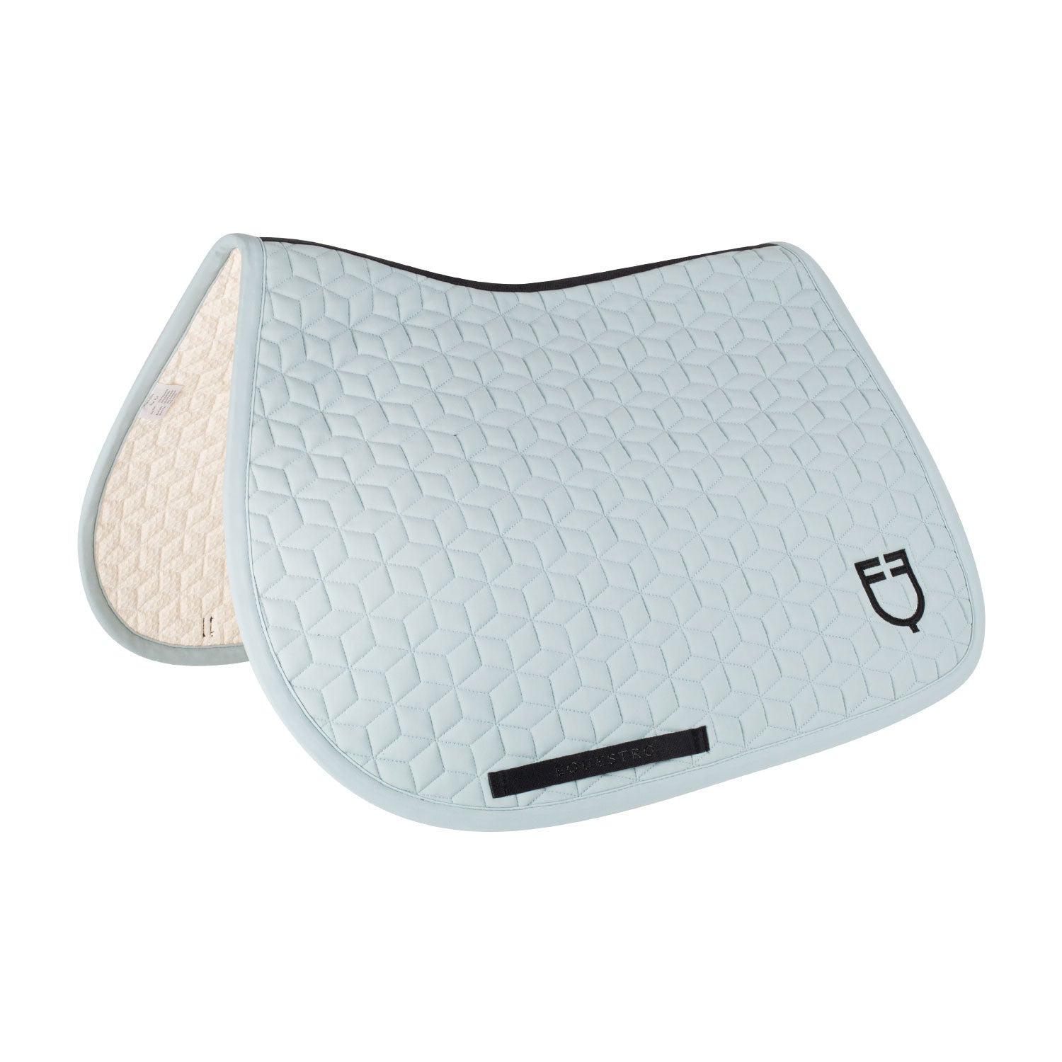 Jumping saddle pad cube quilting