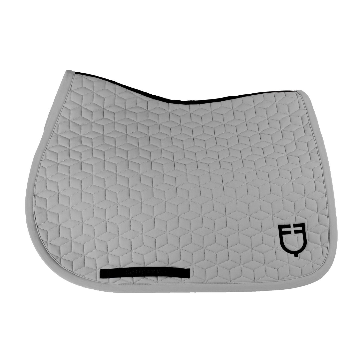 Jumping saddle pad cube quilting