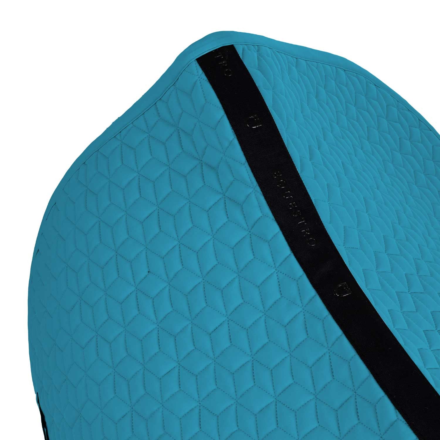 Jumping saddle pad cube quilting